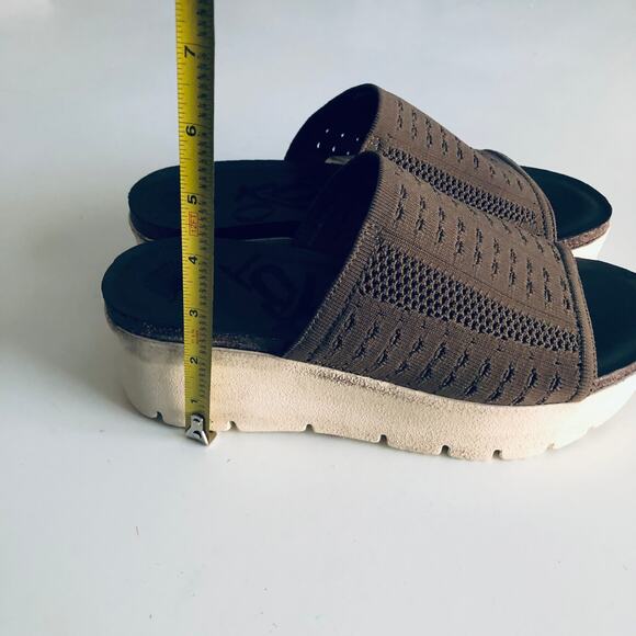 OTBT 'Gravity' Women's 8.5 Platform Slide Sandal Green Comfort Shoe Walking - Picture 8 of 10